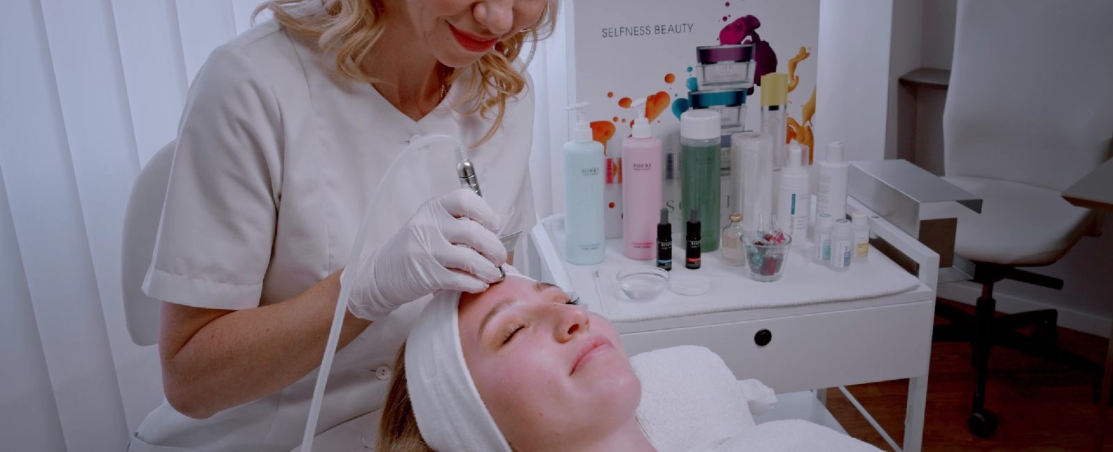 Aquafacial (Hydrafacial) bei Dermacare